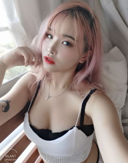 一区二三国产好的精华液_剧情片免费全集观看