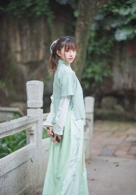 丰满大乳奶水区一区电影_DVD高清迅雷在线观看
