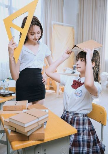 抽搐一进一出gif免费_1080BD在线观看