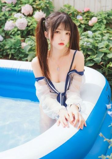 中文字幕亚洲一碰就硬老熟妇_高清免费观看超清
