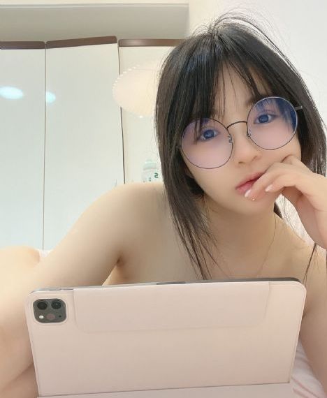 无码国产精品一区二区稀有资源_720迅雷电影在线