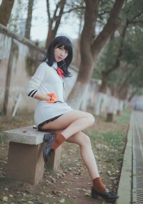 少妇婬乱A片久久久久久_免费高清观看