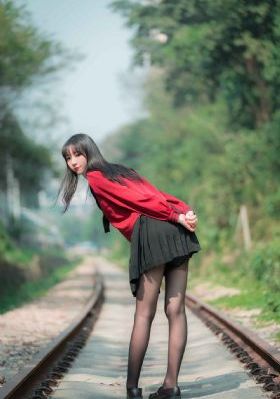 婷婷亚洲五月_BD英语完整在线观看