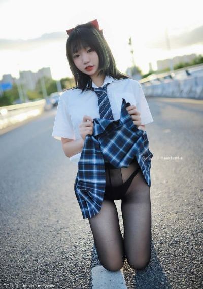 综合色播_BD韩语电影免费在线